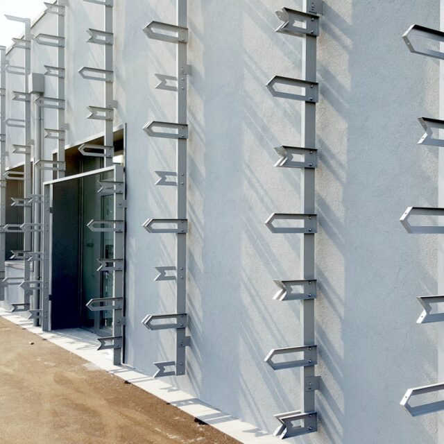 Sunscreen facade