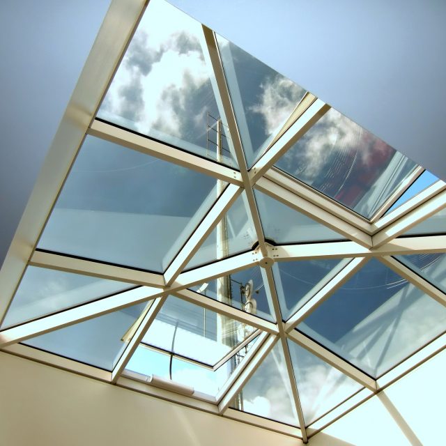 3_Piramide_M90