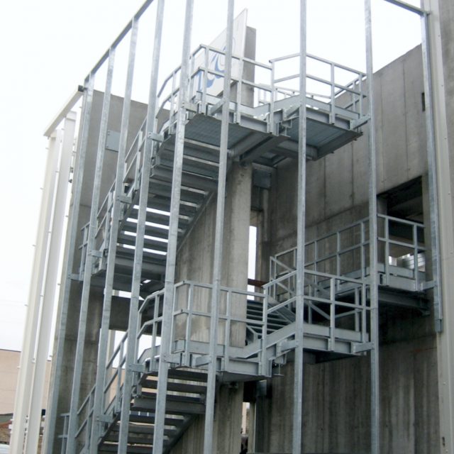 External security staircase