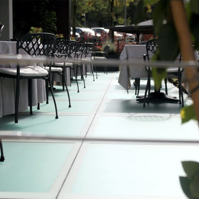 Luminous glass flooring system
