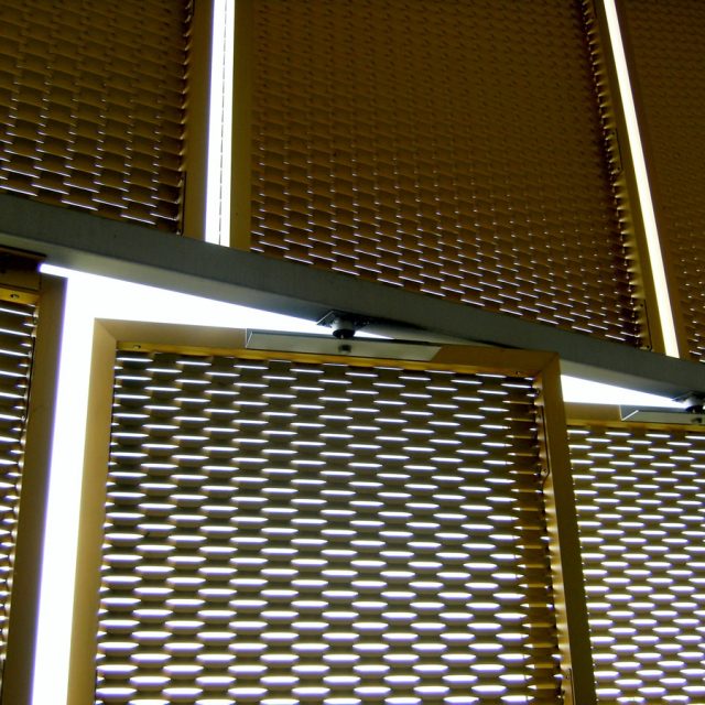 Goldenpada cladding