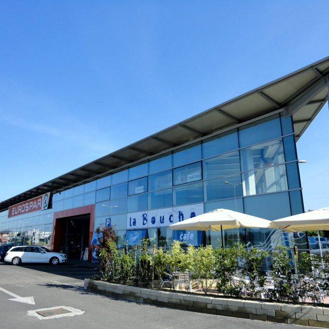 Shopping Centre CdG