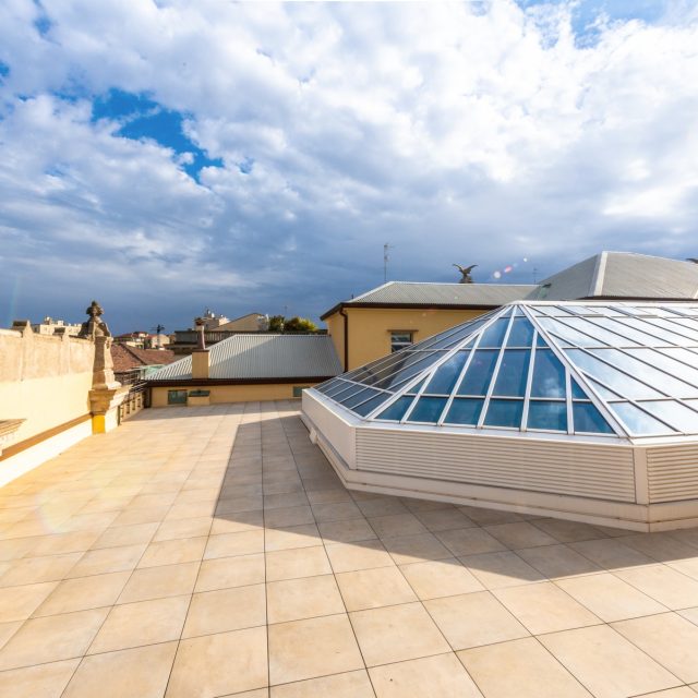 Skylight and velarium